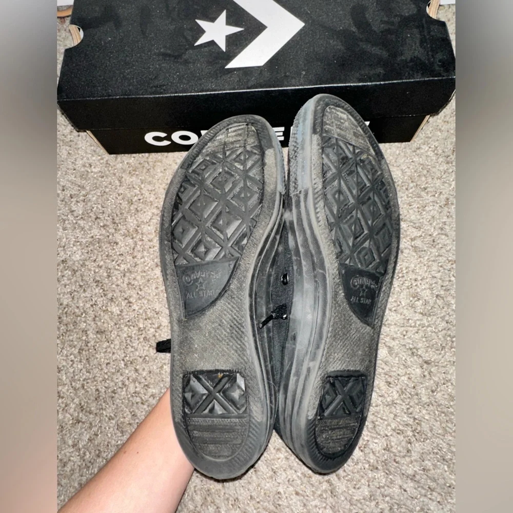 Black Converse size M9 W11 - Picture 4 of 6